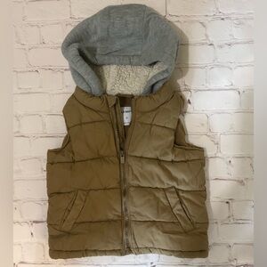 Old Navy Toddler Puffer Vest 3T Hooded Sherpa Lined Brown Fall Winter